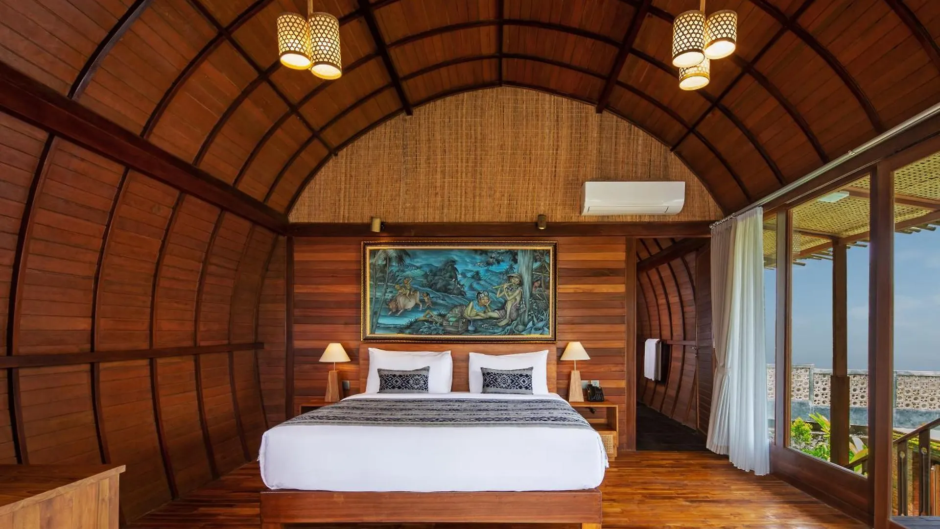 Beehouse Dijiwa Ubud Indonesia
